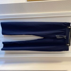 Figs. Livingston basic scrub pants. Women’s. Size medium. Great condition.